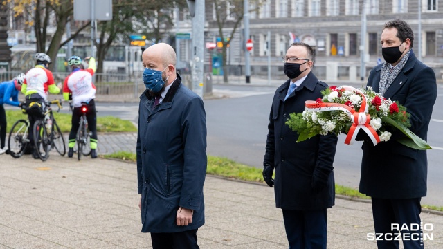 Fot. Robert Stachnik [Radio Szczecin] Wojewoda: oddać hołd przodkom, zbudować pomnik Marszałka [WIDEO, DUŻO ZDJĘĆ]