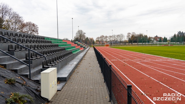 Fot. Robert Stachnik [Radio Szczecin] Stadion miejski w Myśliborzu czeka na sportowców [ZDJĘCIA]