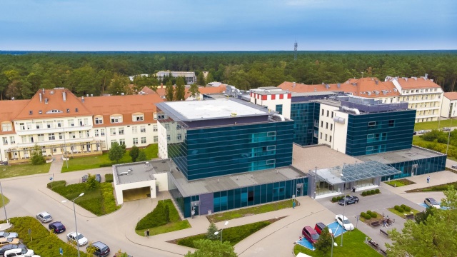 Szpital Wojewódzki w Szczecinie z certyfikatem Akredytacji Centrum Monitorowania Jakości w Ochronie Zdrowia.