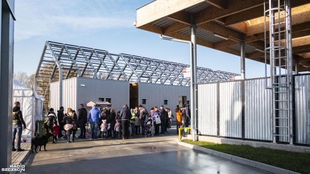 Dziesiątki mieszkańców Szczecina przyszło na otwarcie nowego ekoportu, czyli Punktu Selektywnej Zbiórki Odpadów Komunalnych.