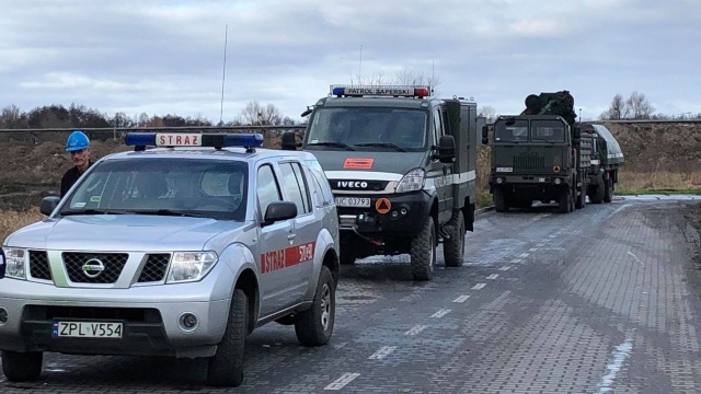 Po ponad godzinie zakończyła się akcja wydobycia amerykańskiej bomby lotniczej znajdującej się na terenie Grupy Azoty Police.