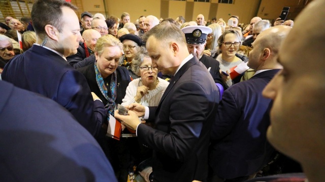 Po upadku PGR-ów ludzie tutaj stracili sens życia. Teraz widzę, że jest lepiej - mówił prezydent Andrzej Duda podczas wizyty w Pyrzycach.