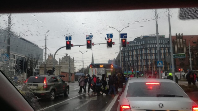 Awaria jednego z autobusów komunikacji miejskiej skomplikowała przejazd w kierunku Bramy Portowej i dalej do placu Zwycięstwa.