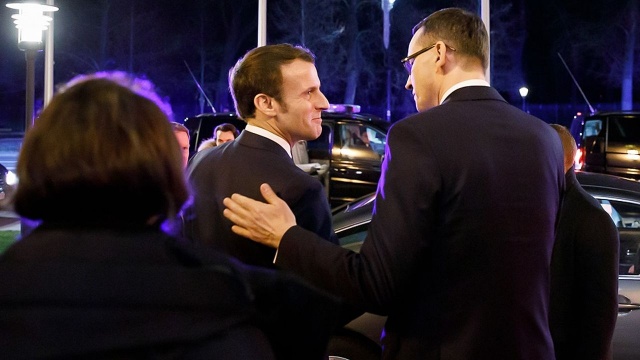 Francuski prezydent Emmanuel Macron będzie we wtorek w Krakowie. W drugim i zarazem ostatnim dniu wizyty w Polsce polityk zwiedzi Zamek Królewski na Wawelu oraz wygłosi wykład na Uniwersytecie Jagiellońskim.