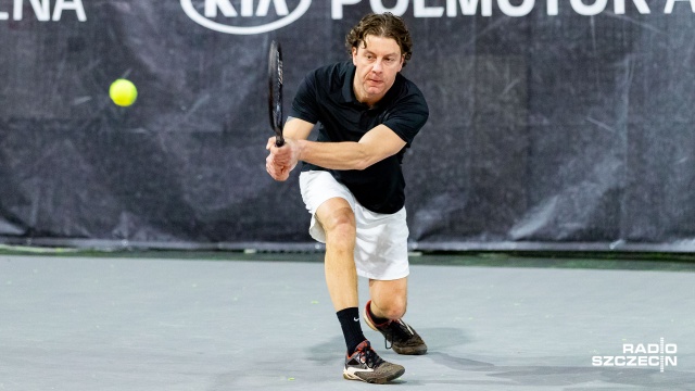 ITF Indoors Seniors oficjalnie rozpoczęty. To tenisowy turniej pod patronatem Radia Szczecin, którego areną zmagań będzie hala KIA Polmotor Arena przy alei Wojska Polskiego w Szczecinie.