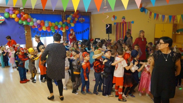 Lipiańskie dzieci mogą już korzystać z nowoczesnej sali dydaktycznej otwartej w poniedziałek w przedszkolu miejskim im. Kubusia Puchatka.