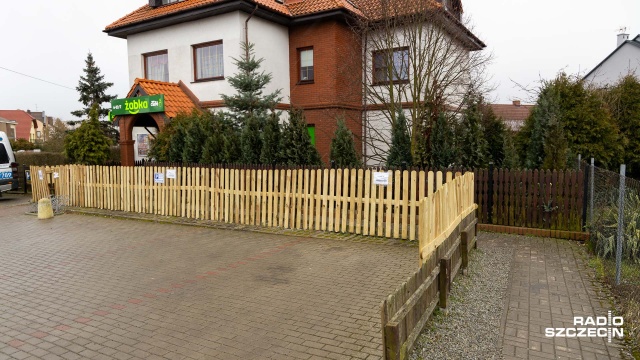 Sklep Żabka nie może być blisko przedszkola, ale klub ze striptizem już tak. Tak jest na szczecińskich Gumieńcach.