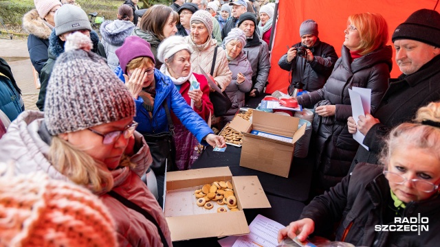 Karma, którą rozdaje miasto to zwykłe ochłapy- tak społeczni opiekunowie wolno żyjących kotów oceniali akcje władz Szczecina.