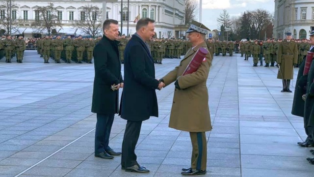 Pułkownik Arkadiusz Szkutnik - Dowódca 2. Brygady Zmechanizowanej, która wchodzi w skład 12 Szczecińskiej Dywizji Zmechanizowanej otrzymał 1 marca nominację generalską od prezydenta Andrzeja Dudy.