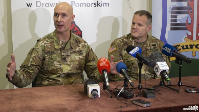 Jesteśmy bardzo zadowoleni z dotychczasowej współpracy z Wojskiem Polskim - mówił podczas spotkania z dziennikarzami pułkownik amerykańskiej armii Patrick O039Neill.
