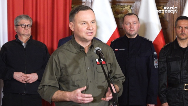 Apeluję o pomoc dla osób objętych kwarantanną - powiedział Andrzej Duda po spotkaniu w Zachodniopomorskim Urzędzie Wojewódzkim.