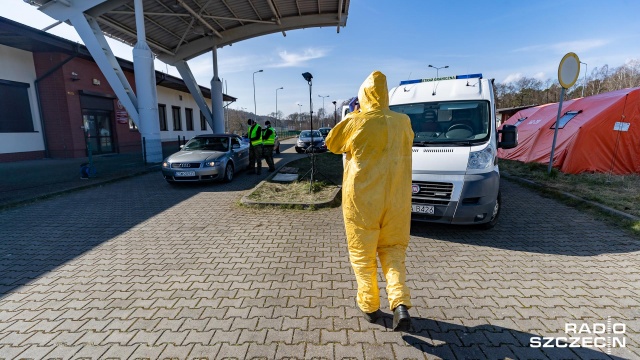 Już niedługo niemieckie hotele przestaną funkcjonować - mówi prezydent Świnoujścia. Janusz Żmurkiewicz po rozmowach z burmistrz Heringsdorfu Laurą Marisken wie, że niemieckie wyspy, w tym Uznam są zamykane i ściśle kontrolowane w związku z pandemią koronawirusa.