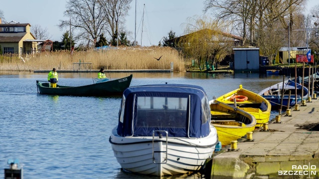 Senne miasteczka - nic dziwnego w końcu dopiero od kilku dni mamy wiosnę. Do lata kiedy zaroi się tu od turystów jeszcze kilkanaście tygodni. Zaroi