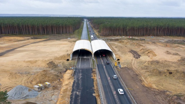 Pierwsze prace przygotowawcze zmierzające do dokończenia przebudowy części podszczecińskiej Autostrady A6 już trwają.