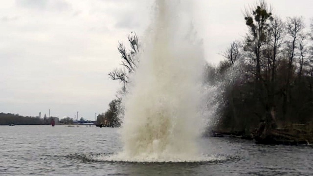 Niemiecką minę i brytyjską bombę lotniczą będą neutralizować w środę na Odrze Zachodniej nurkowie minerzy z 8. Flotylli Obrony Wybrzeża.