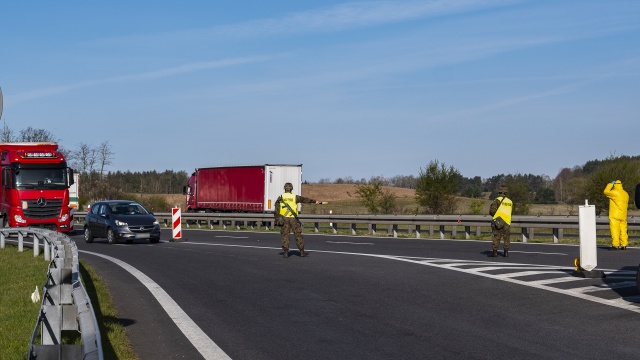 Do tej pory ponad 100 tysięcy kontroli. Morski Oddział Straży Granicznej podsumowuje swoje działania po miesiącu od zamknięcia przejść granicznych w naszym regionie.