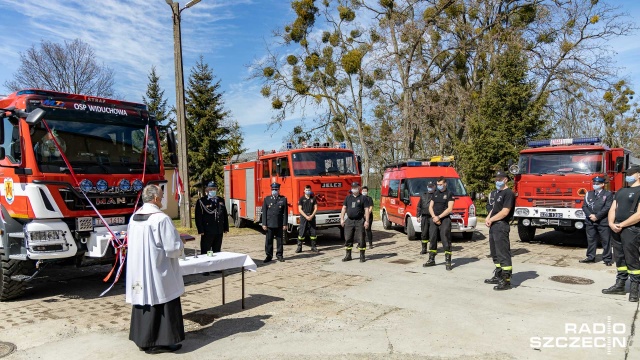 Dwa nowe wozy strażackie trafiły do OSP w Krzywinie i Widuchowej. To średnie wozy marki MAN. Mogą przewieźć trzy tysiące litrów wody.