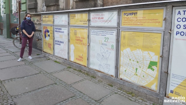 Szczecin ma blisko 130 pomników i akcentów rzeźbiarskich, 25 pochodzi jeszcze sprzed II Wojny Światowej. Na samym szlaku: Aleja Kwiatowa, przez place Lotników i Grunwaldzki po Jasne Błonia, aż do Teatru Letniego w Parku Kasprowicza jest ich ponad 30.