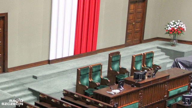 Sejm wznowi w czwartek pracę nad trzecią odsłoną tarczy antykryzysowej. Przewiduje ona pomoc firmom w czasie spowolnienia gospodarczego wywołanego koronawirusem.