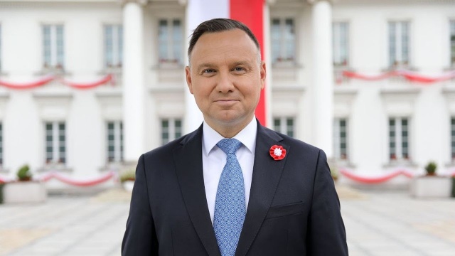 Prezydent Andrzej Duda w orędziu wygłoszonym w Święto Narodowe Trzeciego Maja powiedział, ze twórcy Konstytucji 3 maja, pierwszej w Europie, pozostawili nam testament ideowy zawarty w uchwalonej wówczas ustawie zasadniczej.
