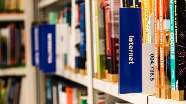 Kołobrzeskie biblioteki wznawiają działalność. Na razie częściowo. Bibliotekarze zachęcają przede wszystkim do rezerwowania książek wcześniej - przez internet lub telefonicznie.