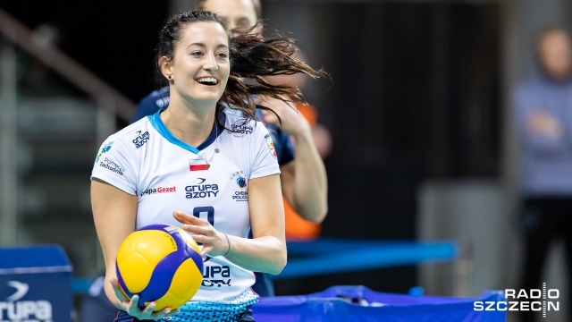 Iga Wasilewska nadal będzie siatkarką Grupa Azoty Chemik Police. 26-letnia zawodniczka przedłużyła umowę z polickim klubem o kolejny rok.