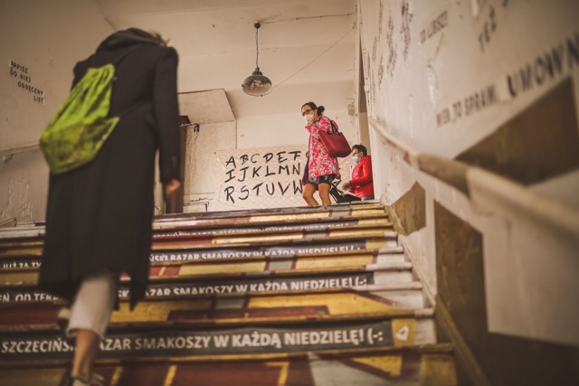 Sery, mięsa, wędliny i desery a także na przykład przyjazne środowisku kosmetyki. To Szczeciński Bazar Smakoszy, który w niedzielę obchodzi trzecie urodziny.