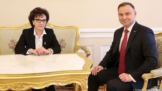 Prezydent Andrzej Duda spotkał się z marszałek Sejmu Elżbietą Witek. Głównym tematem spotkania w Pałacu Prezydenckim było nowe prawo wyborcze.