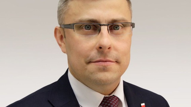 Wojewoda śląski, Jarosław Wieczorek zaapelował o zaprzestanie hejtu wobec górników i ich rodzin. W specjalnym apelu wojewoda napisał, że polski rząd robi wszystko, aby zapewnić bezpieczeństwo nie tylko pracownikom kopalni, ale wszystkim mieszkańcom województwa śląskiego.