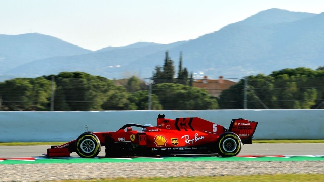 Hiszpan Carlos Sainz po obecnym sezonie Formuły 1 zostanie nowym kierowcą Ferrari.