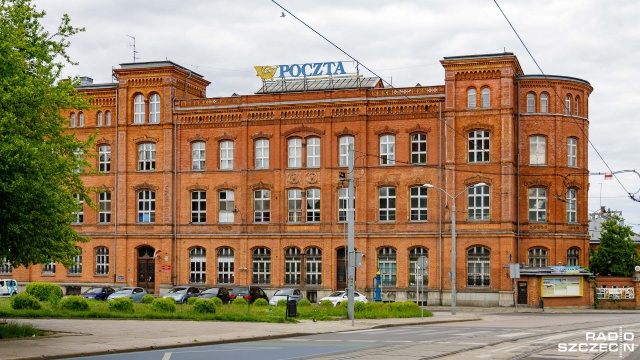 Dostałeś SMS od Poczty Polskiej, że twoja przesyłka wymaga dezynfekcji Uważaj, to oszustwo.