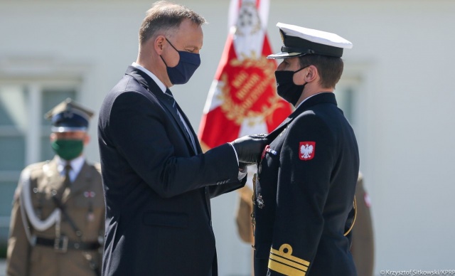 Prezydent odznaczył żołnierzy Gwiazdą Morza Śródziemnego