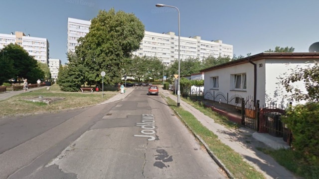 Rusza remont nawierzchni i przebudowa sieci wodno-kanalizacyjnej na ulicy Jodłowej w Szczecinie.