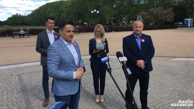 80 procent banerów z prezydentem Andrzejem Dudą rozwieszonych w naszym regionie zostało zniszczonych - poinformowali w poniedziałek politycy Prawa i Sprawiedliwości.