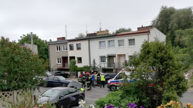 Dwa samochody osobowe zderzyły się na ulicy Tczewskiej. Płynny przejazd w obu kierunkach jest utrudniony.