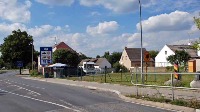 Przedsiębiorcy z przygranicznych targowisk są gotowi na otwarcie granic. Burmistrz gminy Cedynia apeluje, aby zachować reżim sanitarny.