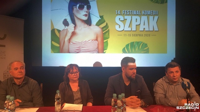 Jeden z największych i najważniejszych festiwali związanych ze sztuką komedii z jesieni przenosi się na lato. To 14. SZPAK, czyli Festiwal Komedii w Szczecinie.