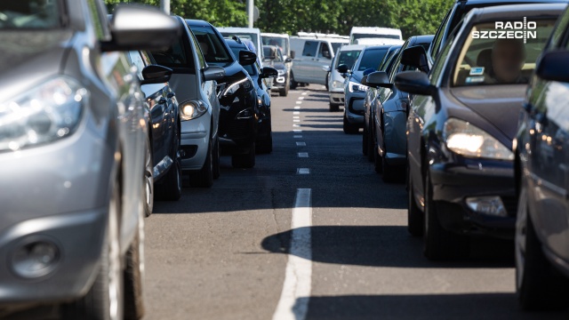 Potężny korek sięgający niemal pięciu kilometrów czekał na kierowców przed Węzłem Kijewo. Utrudniał kierowcom jazdę autostradą w stronę Goleniowa i nadmorskich plaż.
