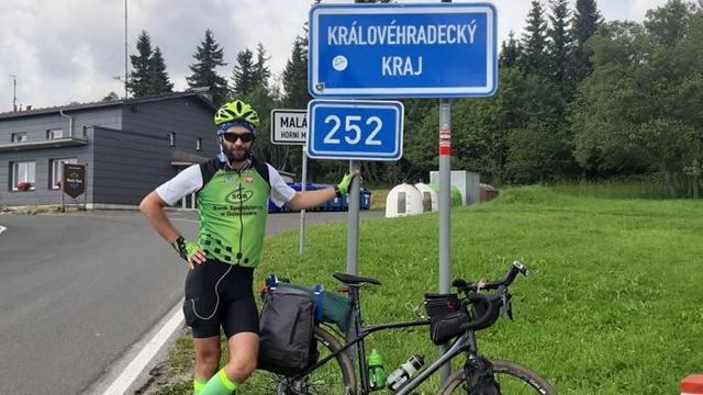 6 krajów w 7 dni i to na rowerze. Mateusz Zadala spod Maszewa wybrał się w samotną wyprawę rowerową do Chorwacji.