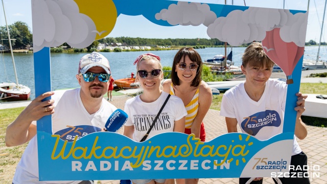 Na talerzach polędwica z dorsza i paprykarz, a na scenie szanty i konkursy z nagrodami. Trwa impreza Wolin z rybą na talerzu, na której spotkacie także ekipę Radia Szczecin.