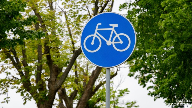 Potrącenie rowerzysty na przejściu dla pieszych na osiedlu Pyrzyckim w Stargardzie.