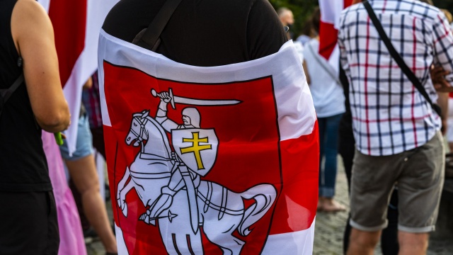 Gwardia Aleksandra Łukaszenki pęka moralnie - napisał na blogu Echa Moskwy rosyjski politolog Kiriłł Rogow.