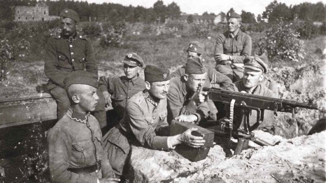 Ta bitwa pozwoliła Polsce utrzymać niepodległość, a równocześnie ochroniła Europę przed rewolucją bolszewicką. 100 lat temu, 13 sierpnia, rozpoczęła się Bitwa Warszawska.