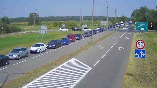 Potężne problemy z obu stron karsiborskiej przeprawy w Świnoujściu.