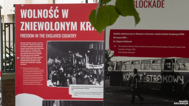 Tu rodziła się Solidarność - to tytuł plenerowej wystawy, którą Instytut Pamięci Narodowej przygotował z okazji 40. rocznicy powstania NSZZ Solidarność.