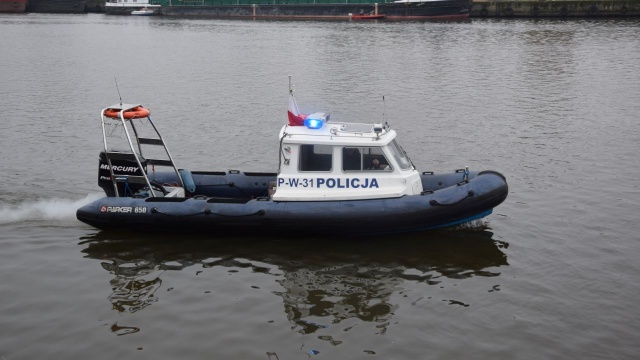 W ubiegły weekend mężczyzna zachowywał się bardzo niebezpiecznie na Odrze.