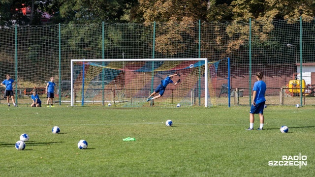 Pod koniec września zakończyć się ma budowa nowego stadionu dla piłkarek ekstraligowej Olimpii Szczecin.