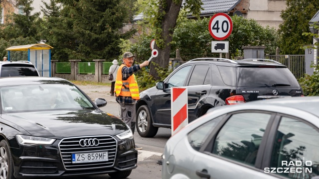 Na przebiegającej przez Gryfino drodze krajowej nr 31 trwają prace przy remoncie nawierzchni ulicy Łużyckiej.
