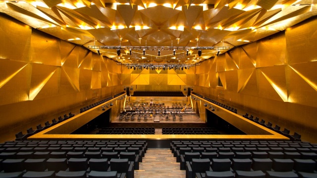 Filharmonia im. Mieczysława Karłowicza w Szczecinie zaprasza w środę po długiej przerwie na pierwszy koncert z udziałem publiczności.