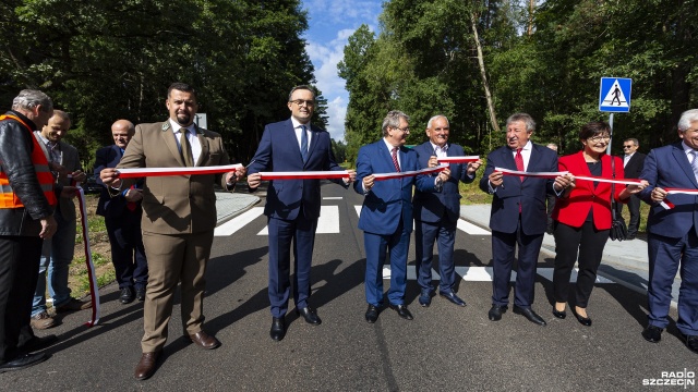 Ponad pięć milionów kosztowała przebudowa drogi powiatowej z Żabina do miejscowości Nowe Laski w gminie Wierzchowo. W czwartek oficjalnie została oddana do użytku.